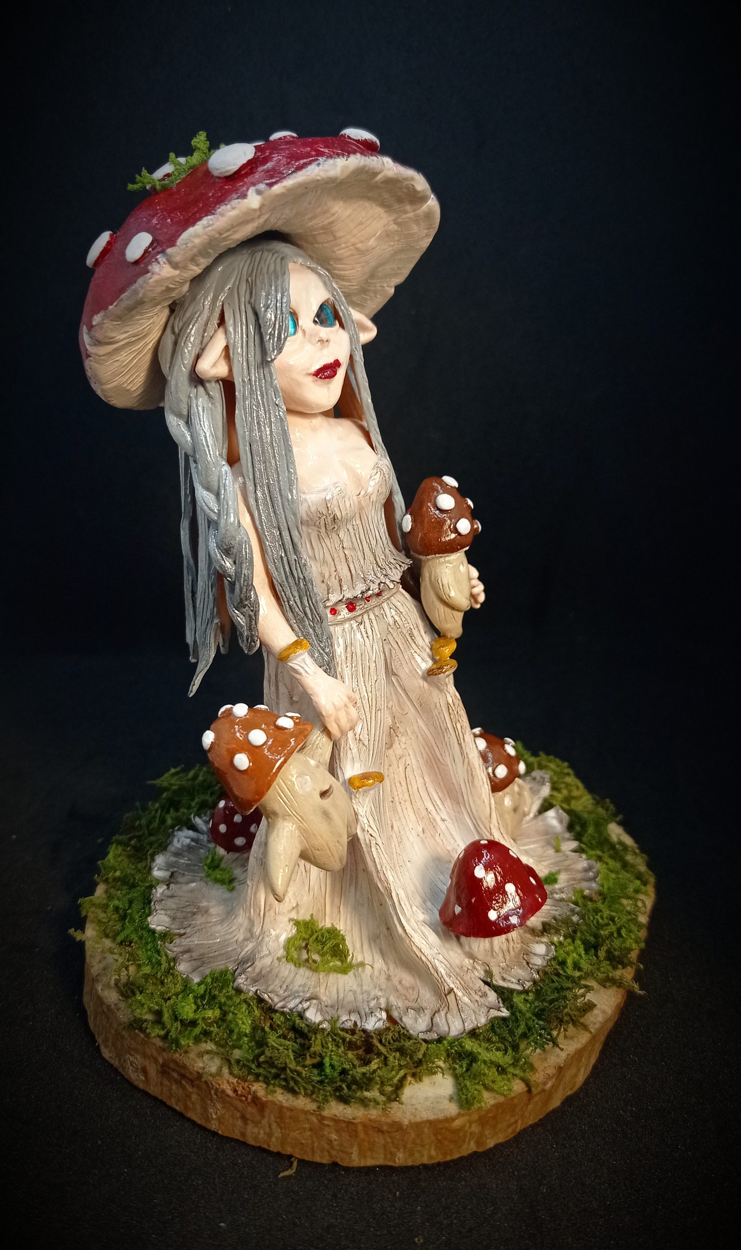 Sculpture figurine Mme Champignon « Miscélia » – Fantasy Corner